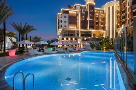 SELECTUM LUXURY RESORT Pools & Beach